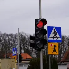 Zobacz zdjęcie: Sygnalizacja świetlna na skrzyżowaniu ul. Staszica i Góralskiej w Bolesławcu