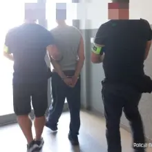 Zobacz zdjęcie: Podejrzani i narkotyki