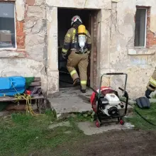 Zobacz zdjęcie: Akcja staży pożarnej w budynku w Szczytnicy