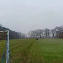 Zobacz zdjęcie: Prace na płytach boiskowych w Bolesławcu