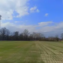 Zobacz zdjęcie: Prace na płytach boiskowych w Bolesławcu
