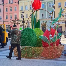 Zobacz zdjęcie: Wielkanocne ozdoby w bolesławieckim rynku
