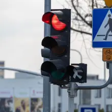 Zobacz zdjęcie: Światła i sekundniki na skrzyżowaniu ulic Tysiąclecia, Spółdzielczej, Asnyka i Chrobrego