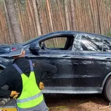 Zobacz zdjęcie: Auto