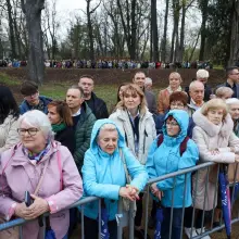 Переглянути фотографію: Відвідувачі на церемонії відкриття Музею кераміки