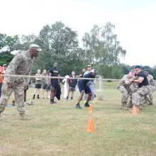 Zobacz zdjęcie: Żołnierze US Army świętowali Dzień Niepodległości