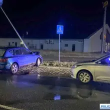 Zobacz zdjęcie: Zdarzenie drogowe na ulicy Jaworzyńskiej w Legnicy