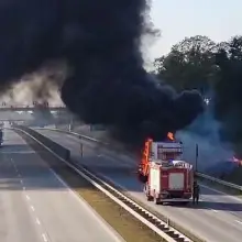 Zobacz zdjęcie: Pożar ciężarówki na A4