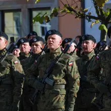 Переглянути фотографію: Військова присяга на ринку Bolesławiec
