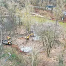 Zobacz zdjęcie: Wyburzanie kładki nad Bobrem