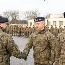 Zobacz zdjęcie: Uroczystość w 10 Brygadzie Kawalerii Pancernej w Świętoszowie