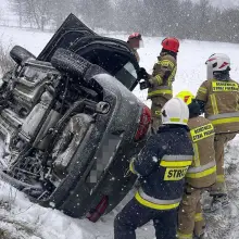 Zobacz zdjęcie: Wypadek na drodze krajowej