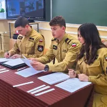 Zobacz zdjęcie: Uczestnicy turnieju pożarniczego