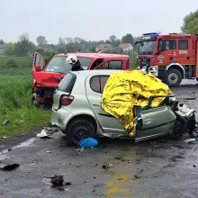 Zobacz zdjęcie: Wypadek między Legnickim Polem a Biskupicami