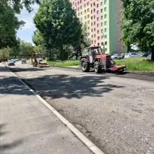 Zobacz zdjęcie: Roboty drogowe w okolicach stadionu miejskiego w Bolesławcu