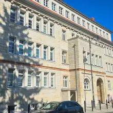 Переглянути фотографію: Реновація фасадів історичних будівель ZSOiZ у Bolesławiec