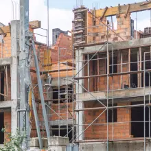 Zobacz zdjęcie: Bolesławiec, Budynek mieszkalno-usługowy, róg ul. Garncarska i Kubika