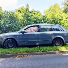 Zobacz zdjęcie: Kolizja dwóch aut na skrzyżowaniu ulic Jeleniogórska i Leśna