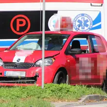 Zobacz zdjęcie: Zderzenie dwóch aut na ulicy Jeleniogórskiej