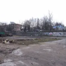Zobacz zdjęcie: Pusty plac po zburzonym budynku Okręgowej Spółdzielni\ Mleczarskiej w Bolesławcu