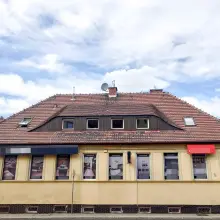 Zobacz zdjęcie: Modernistyczny budynek przy ul. Grunwaldzkiej nr 4 w Bolesławcu
