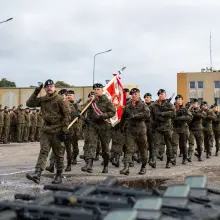 Zobacz zdjęcie: Apel w pancernej brygadzie