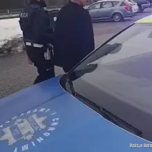 Zobacz zdjęcie: Podejrzany i butelki w kabinie