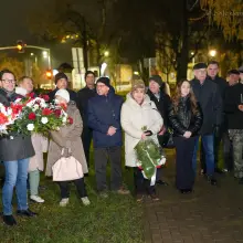 Zobacz zdjęcie: Uroczystość na pl. Wolności