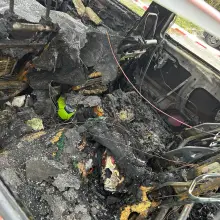 Zobacz zdjęcie: Spalone auto przy ul. Lubańskiej