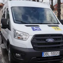 Zobacz zdjęcie: Nowy mikrobus dla uczniów z niepełnosprawnością