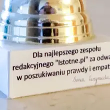 Zobacz zdjęcie: Puchar dla istotne.pl
