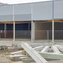 Переглянути фотографію: Реконструкція залу колишнього Tesco у Bolesławiec