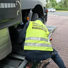 Переглянути фотографію: Вантажівка з несправностями