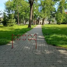Zobacz zdjęcie: Lampiony w parku