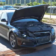 View photo: Two cars collide near Wróblewskiego