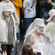 Zobacz zdjęcie: Parada Teatru Glina Da Bogusława Nowaka