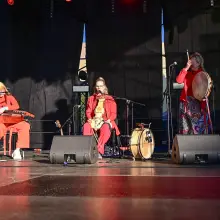 View photo: SVAHY Trio Concert