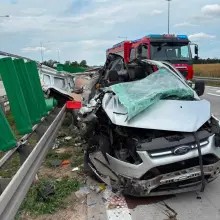 Переглянути фотографію: Зіткнення на A4