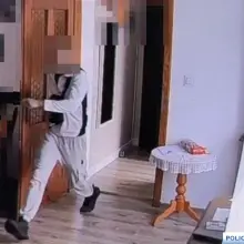View photo: Suspect